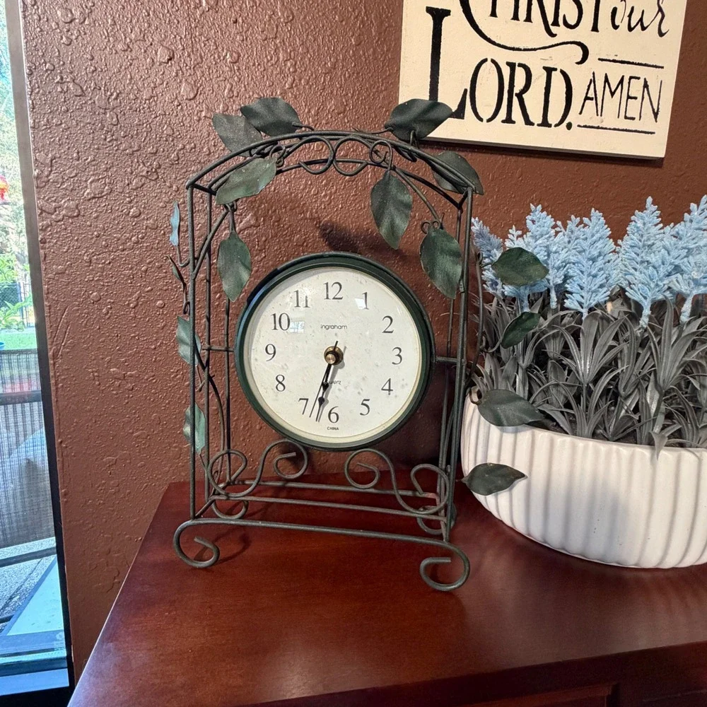 Ingraham Metal Wire Leaf Mantel Clock Green Rustic Garden Decor Quartz 13 Inch